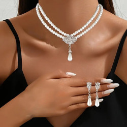 Štrasový náhrdelník a náušnice sada