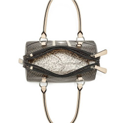 Guess kabelka Nichols Logo Box Satchel hnědá