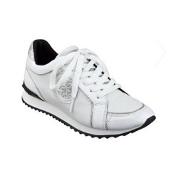 Dámská vycházková obuv Guess tenisky Cheri bílé botasky