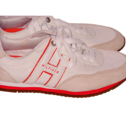 Dámská vycházková obuv Tommy Hilfiger bílé tenisky