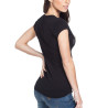 Dámské černé tričko GUESS s potiskem | Lastyle.cz