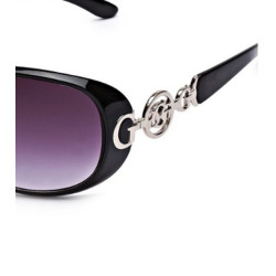 Sluneční brýle Guess Contoured GUF7022
