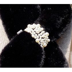 Dámská - dívčí šála vzhled králík černá s perličkami