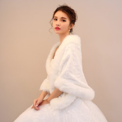 Dámské pončo - kožešinové boa bílé barvy